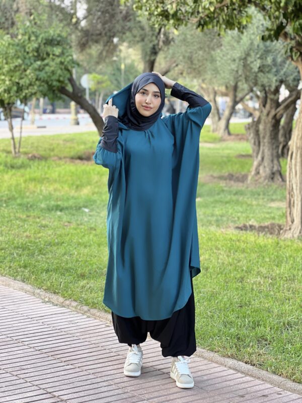 ⁦طقم رياضي  (بترولي)⁩ - الصورة ⁦2⁩