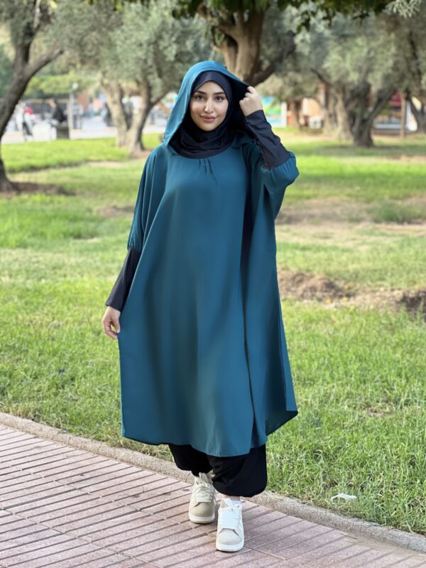 طقم رياضي  (بترولي)
