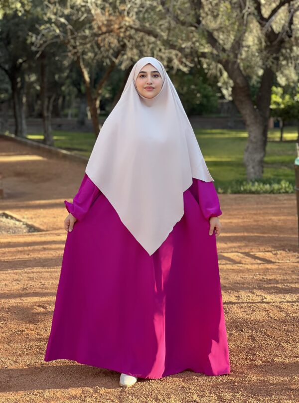 طقم اروى ( غوز فوشيا  مع البيج )