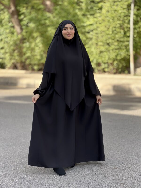 طقم اروى ( الأسود مع الأسود )
