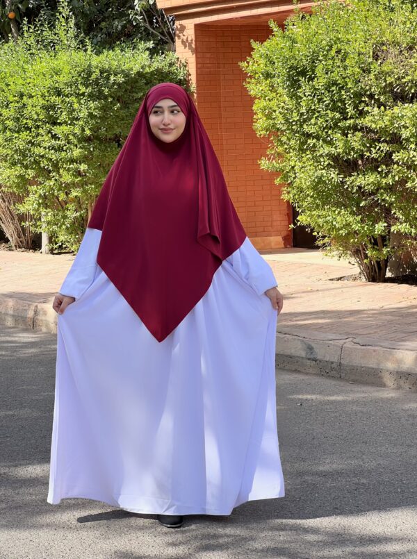 طقم اروى ( أبيض مع كرونا )